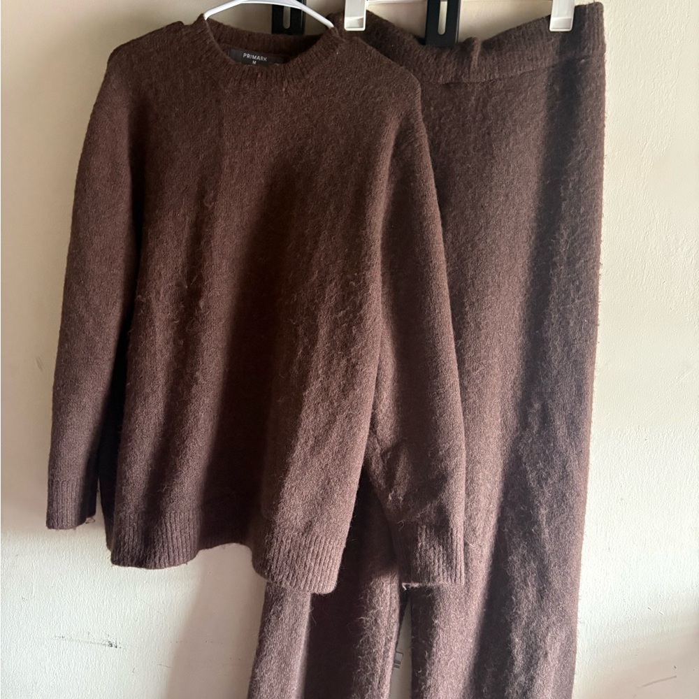 Primark Brown Fuzzy Knit Sweater Set - Picture 2 of 3